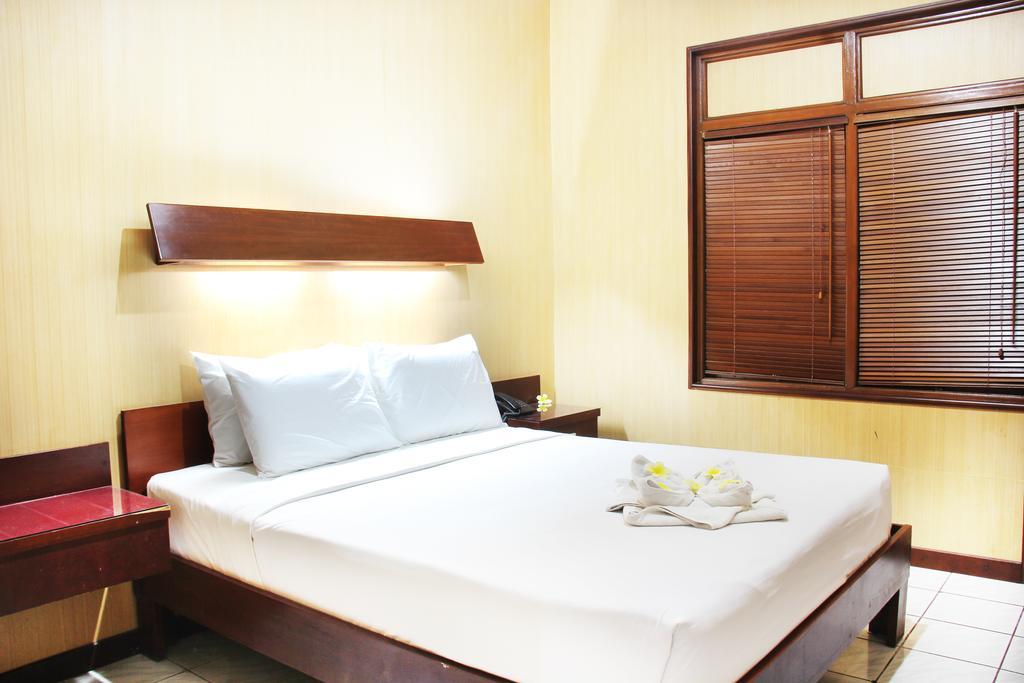 קוטה לומבוק Paradiso Beach Inn מראה חיצוני תמונה