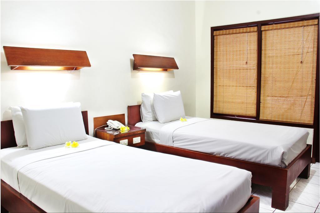 קוטה לומבוק Paradiso Beach Inn מראה חיצוני תמונה